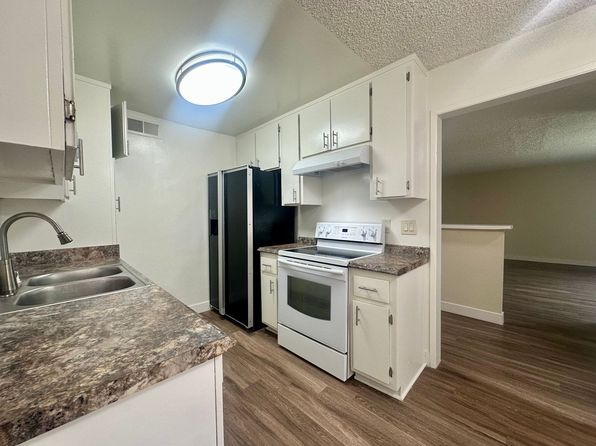5204 Yarmouth Avenue, 5204 Yarmouth Ave APT 102, Encino, CA 91316