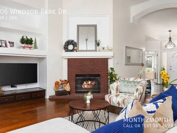 606 Windsor Park Dr, Bakersfield, CA 93311