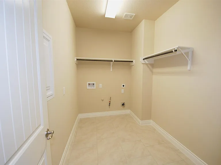 5607 S Denham Ridge Ln — Photo 33