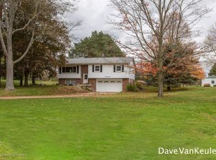 13404 W State Rd, Grand Ledge, MI 48837