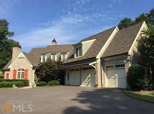 110 Island Cove Dr, Newnan, GA 30263