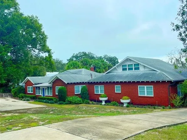 1200 W Lake Otis Dr SE, Winter Haven, FL 33880