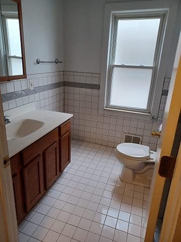 464 E Saratoga Ave # 1, photo 2