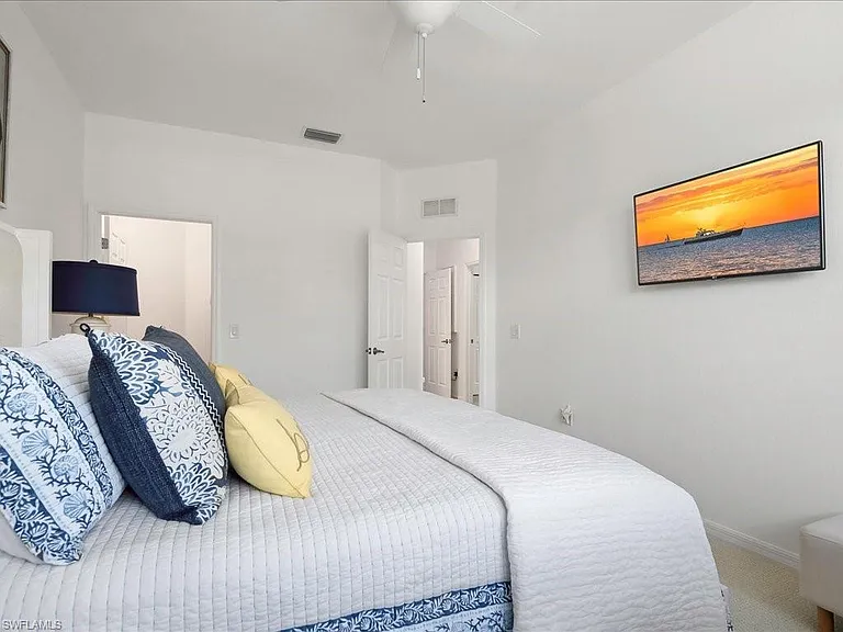 9476 Napoli Ln #202 — Photo 13