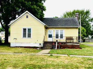 344 W 11th St, Auburn, IN 46706
