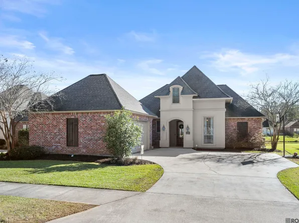 17048 Bentons Ferry Ave, Greenwell Springs, LA 70739
