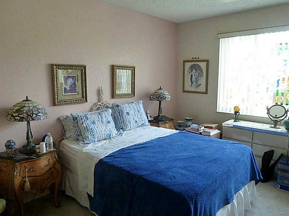 2nd image of 8012 Sanibel Dr