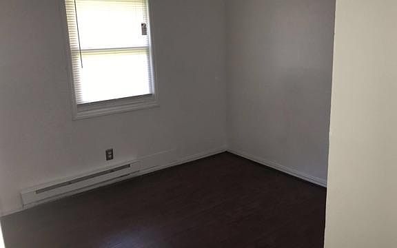 3rd image of 1871 Balfour Dr