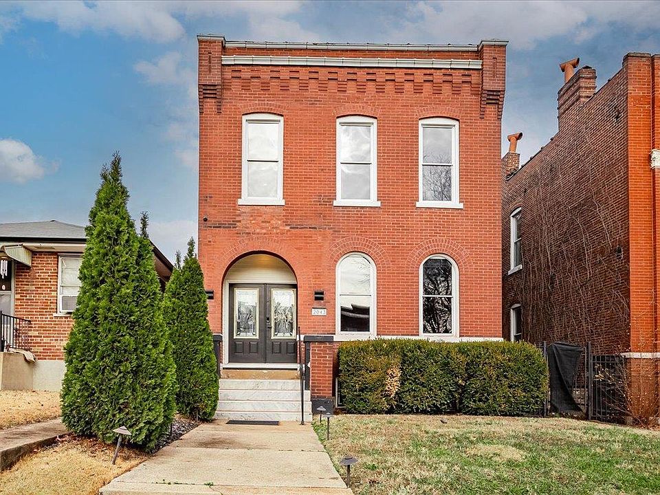 1st image of 2043 Ann Ave