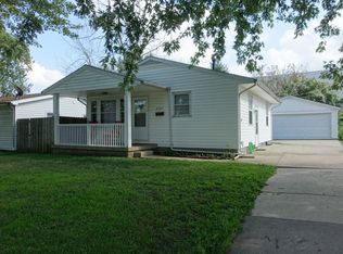 2901 E Cardinal Dr, Decatur, IL 62526