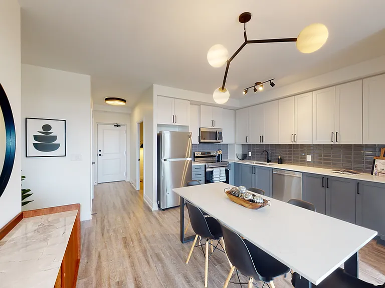 120 Benton St — Photo 34