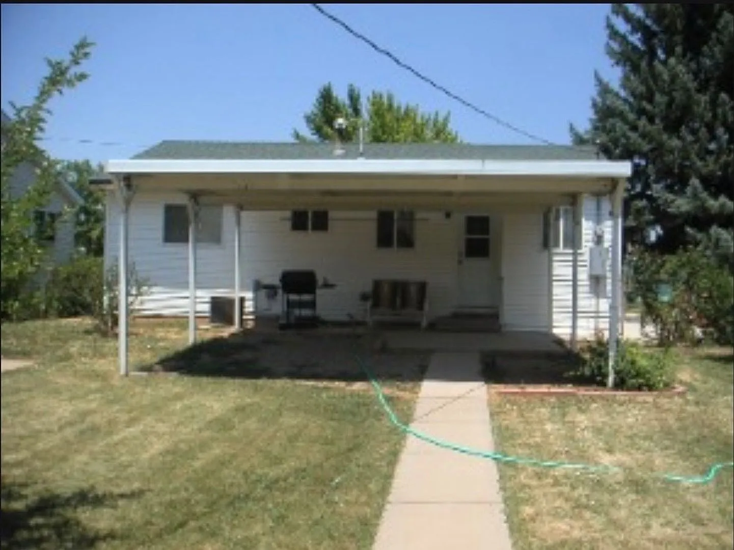 2 bedroom house — Photo 3