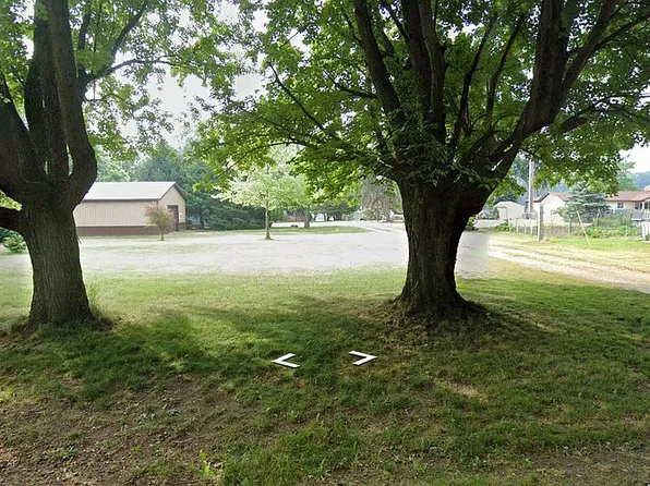 28573 Maystead Rd, Sturgis, MI 49091