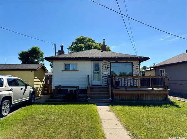85 13th AVENUE SE, Swift Current, SK S9H 3S1