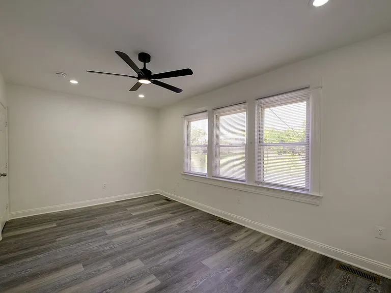 514 Missouri Ave NW — Photo 37