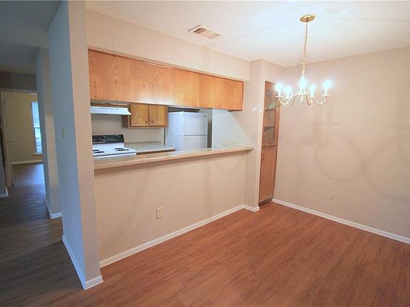 4th image of 10616 Mellow Mdws APT 50C