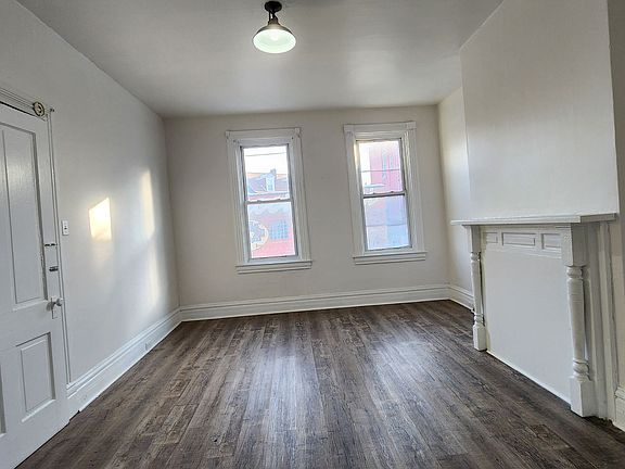 2nd image of 4600 Friendship Ave #4602-1
