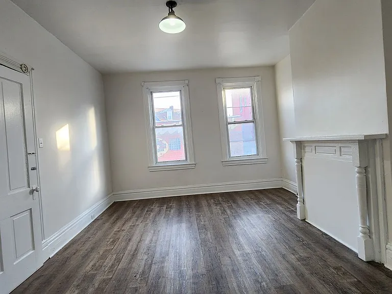 4600 Friendship Ave — Photo 2