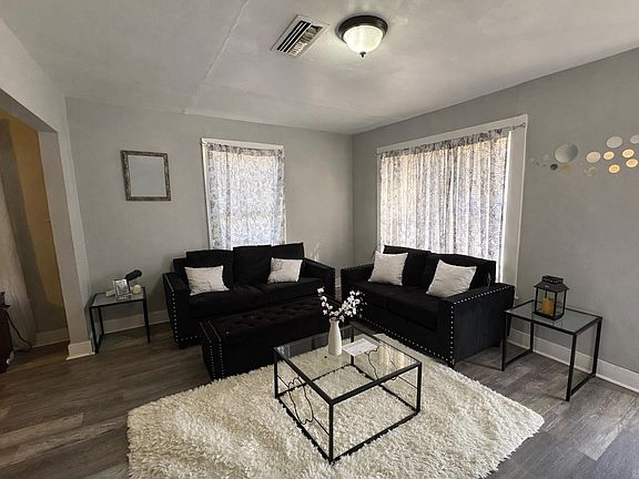 3rd image of 2004 Rice St