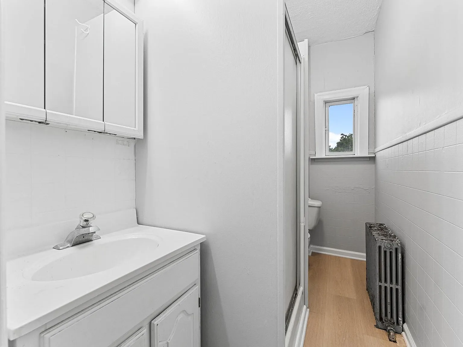 2 bed, $1,300 — Photo 3
