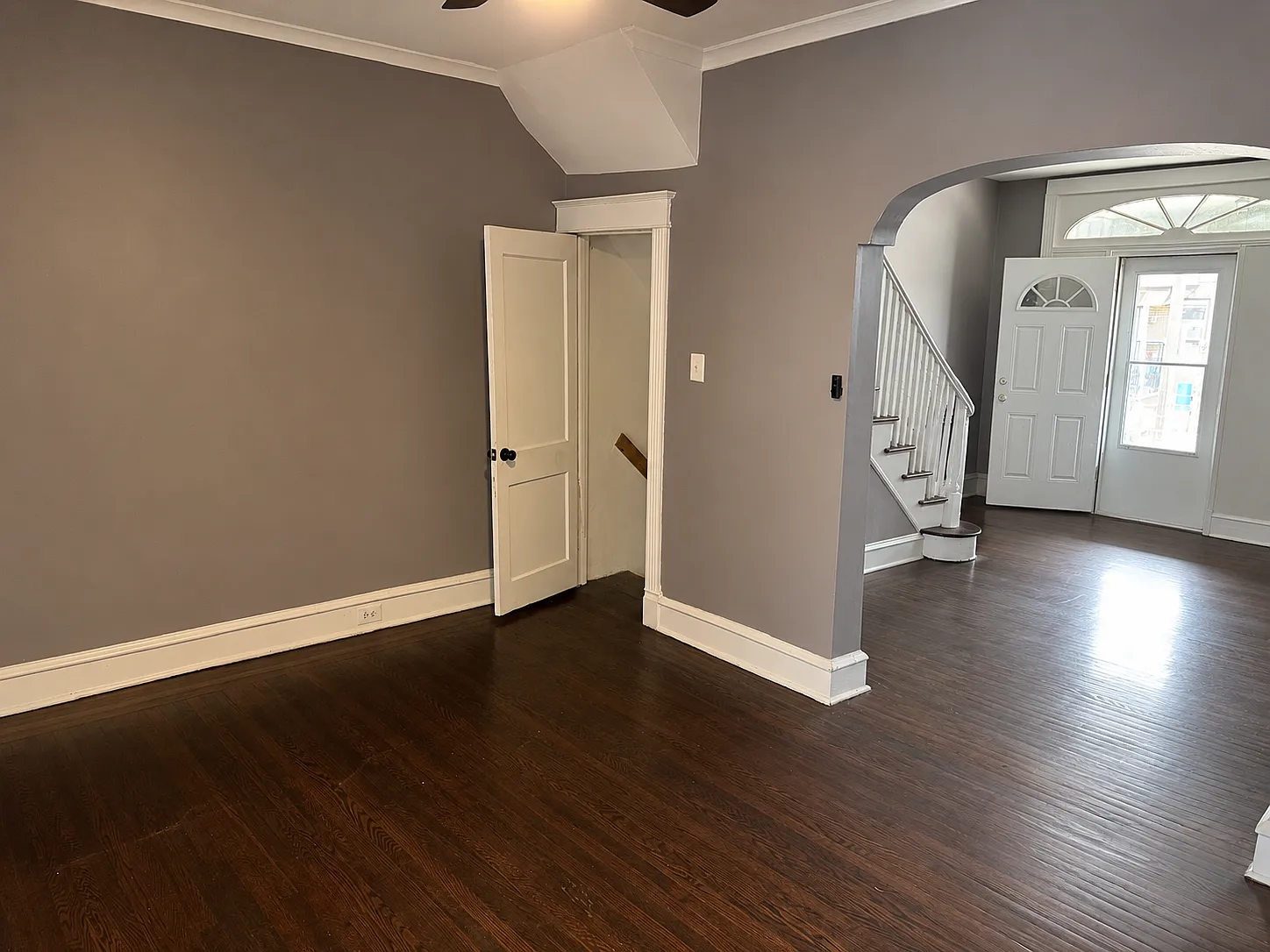 3 bed, 1022 sqft, $1,750 — Photo 2