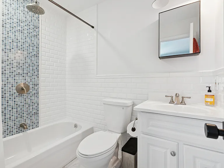 4 Morris Ct — Photo 12