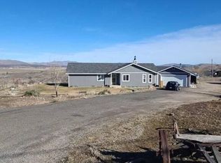 698-910 Susan Hills Dr, Susanville, CA 96130