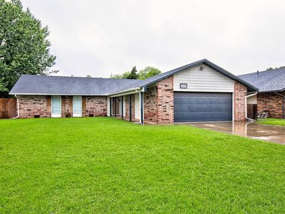 2718 Wagon Trl, Enid, OK, 73703