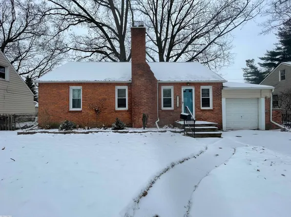 21912 Harper Lake Ave, Saint Clair Shores, MI 48080