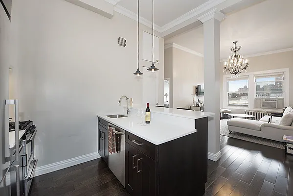 Rented by Bold New York | media 10