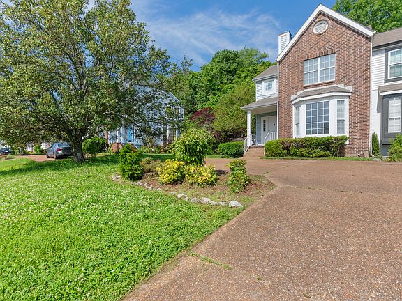3rd image of 5721 Brentwood Meadows Cir
