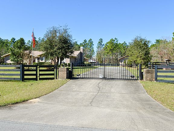 Electric entrance gate