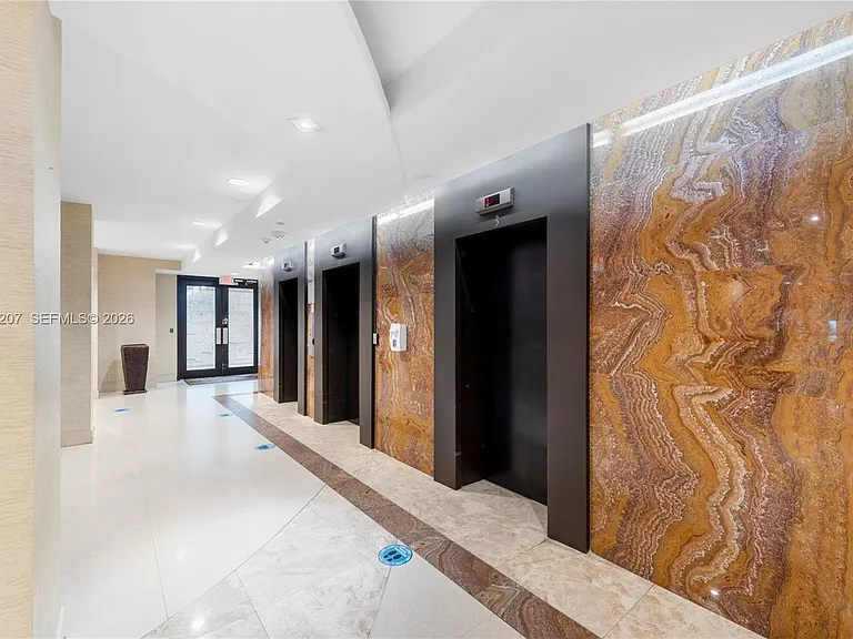 2555 Collins Ave #2014 — Photo 50