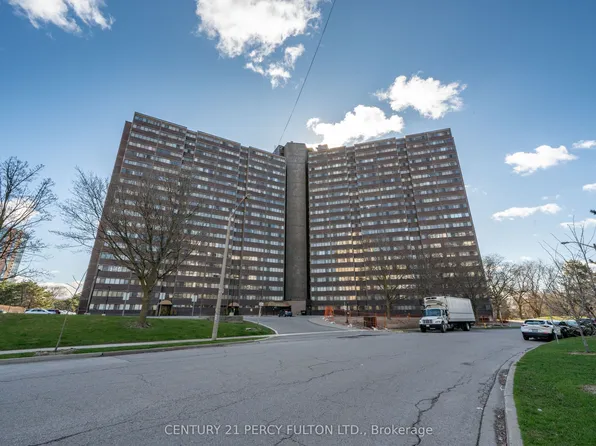 11 Wincott Dr #Penthouse 12, Toronto, ON M9R 2R9