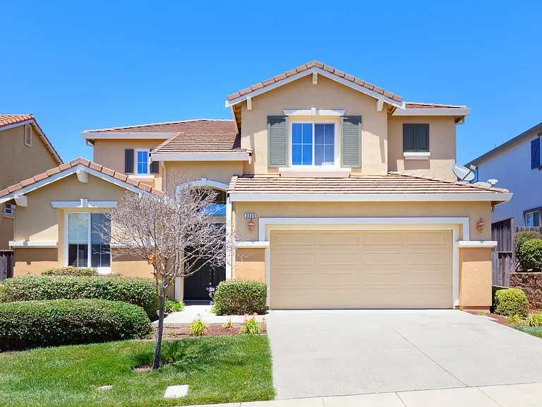 3335 Park Ridge Dr — Photo 1
