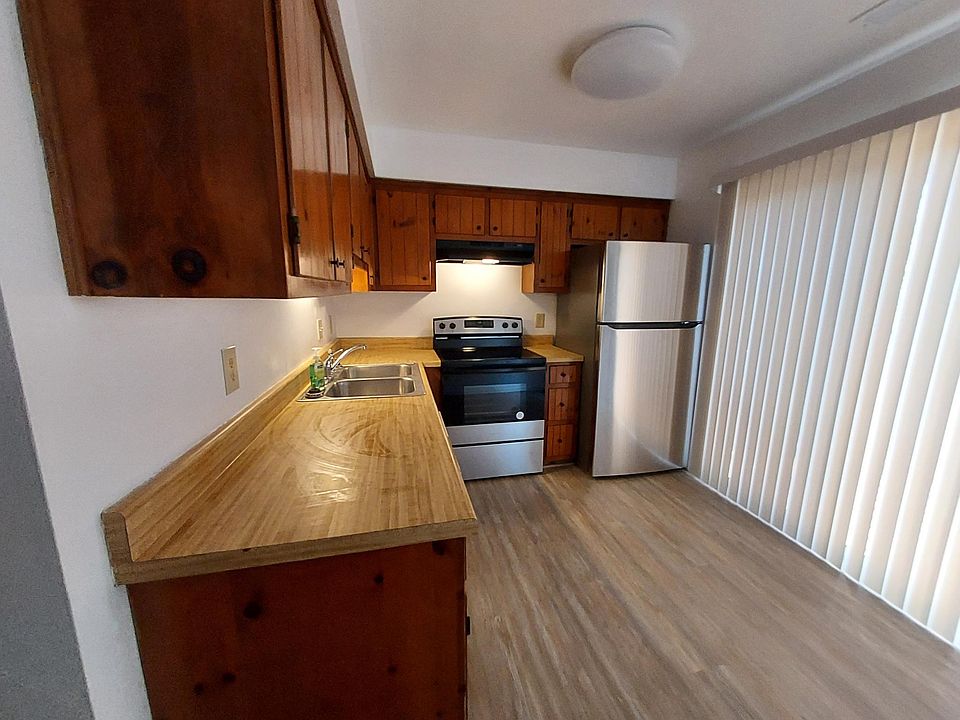 1st image of 2030 Elmhurst Ln