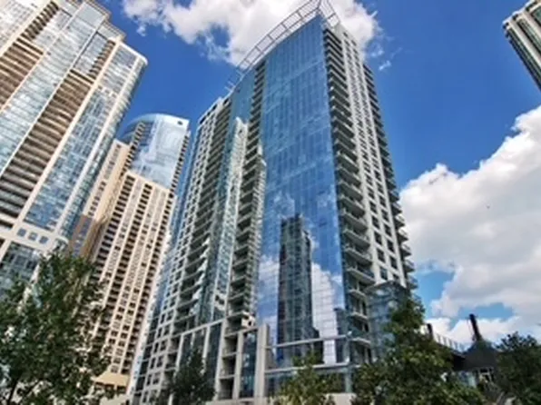 201 N Westshore Dr APT 2506, Chicago, IL 60601