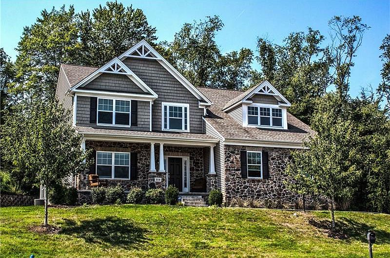 1st image of 114 Stillwater Ln
