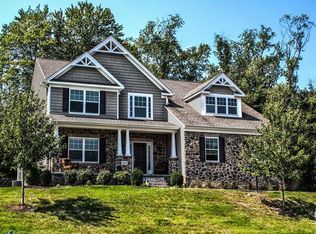 114 Stillwater Ln, Sewickley, PA 15143