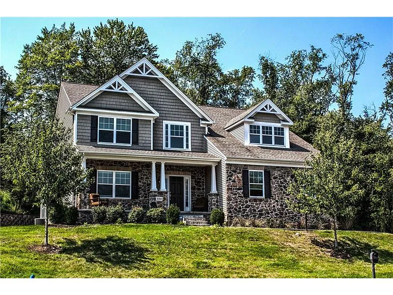 114 Stillwater Ln photo 1