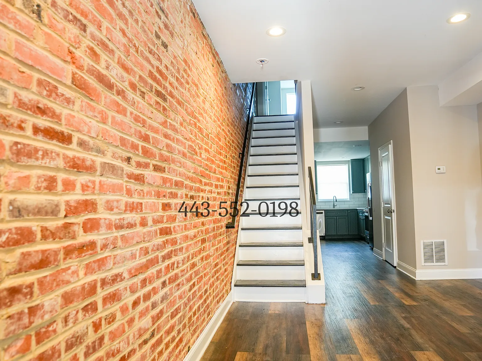 2 bed, 2.5 bath, 1200 sqft, $2,200 — Photo 1