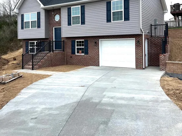 776 Fulton Dr, Strasburg, VA 22657