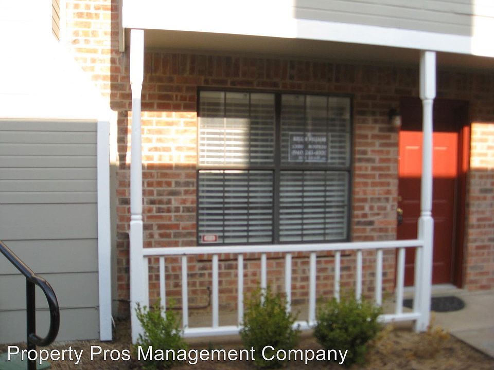 1st image of 929 W Hickory St APT 17