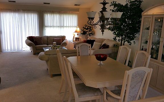 3rd image of 346 E Tall Oaks Ln