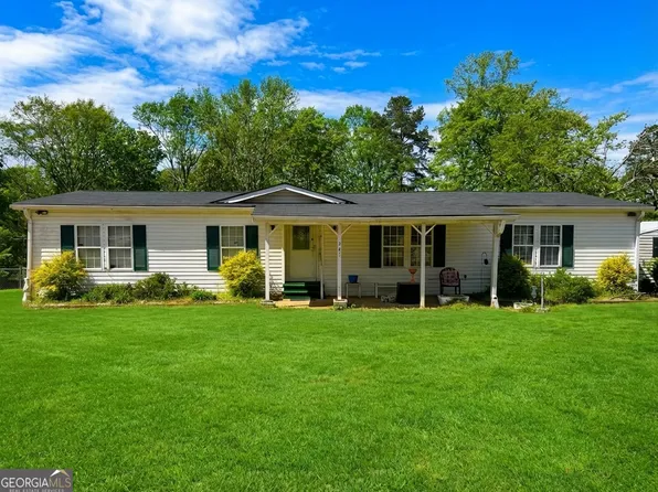 241 Lakeview Dr, Locust Grove, GA 30248