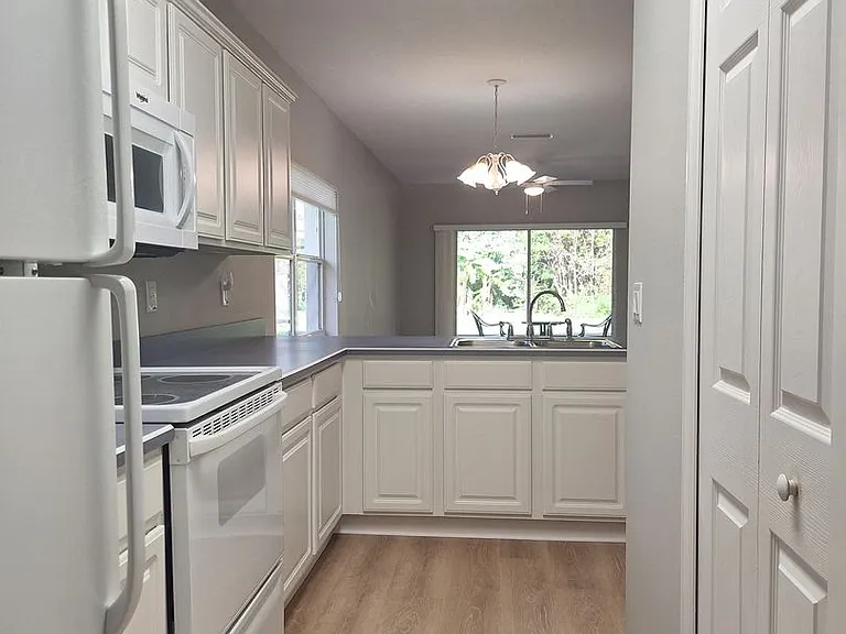 140 Turnbull Villas Cir — Photo 12