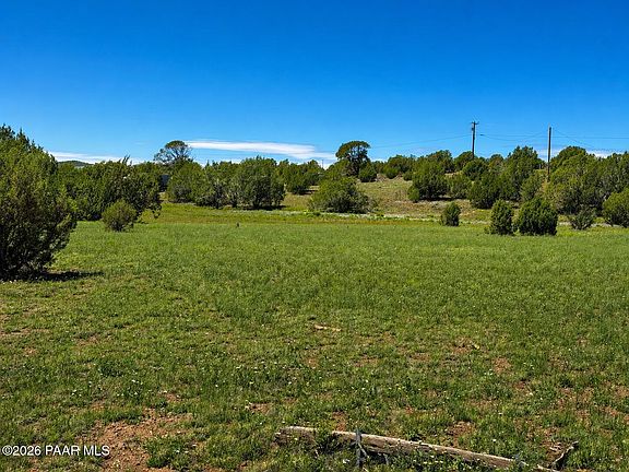 5th image of 316 W Forest Line Cir