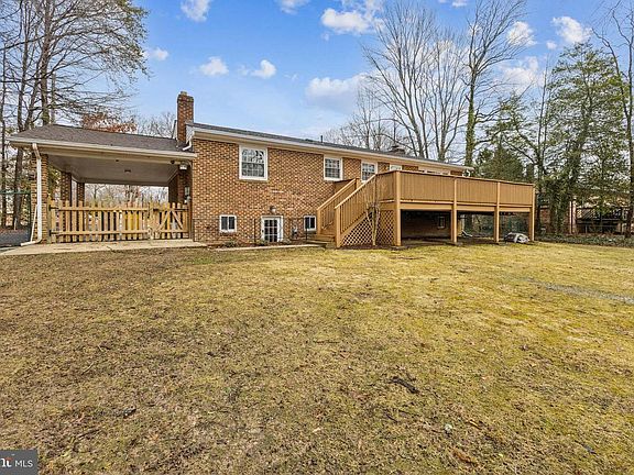 2nd image of 16501 Rolling Tree Rd