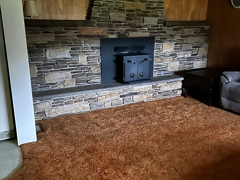 664 Evergreen Dr — Photo 3