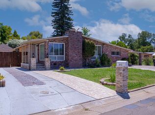 2412 Upham Ct, Carmichael, CA 95608